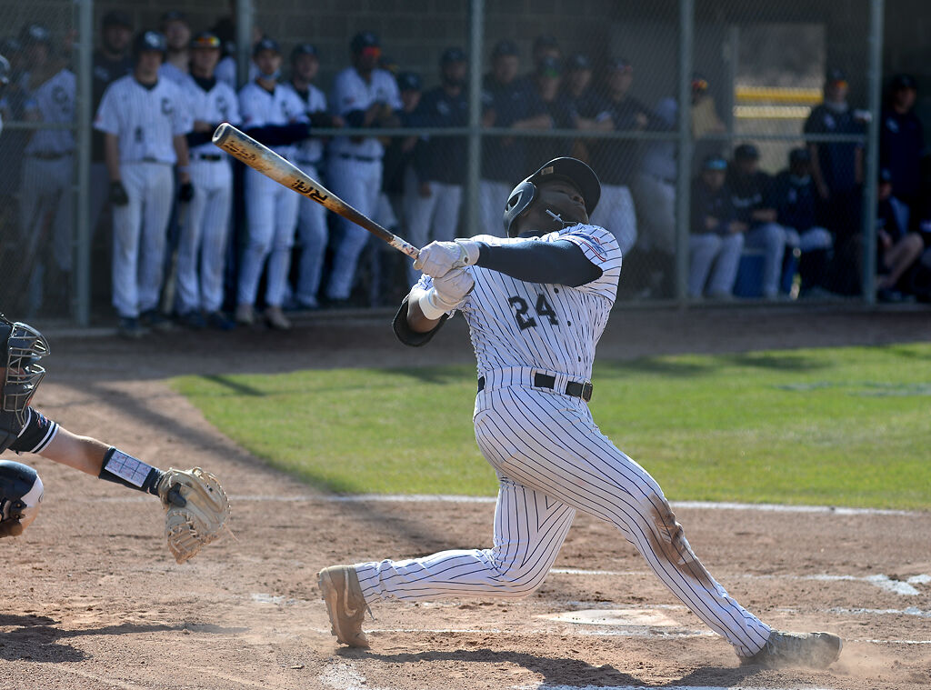 Justin Randle swings the bat
